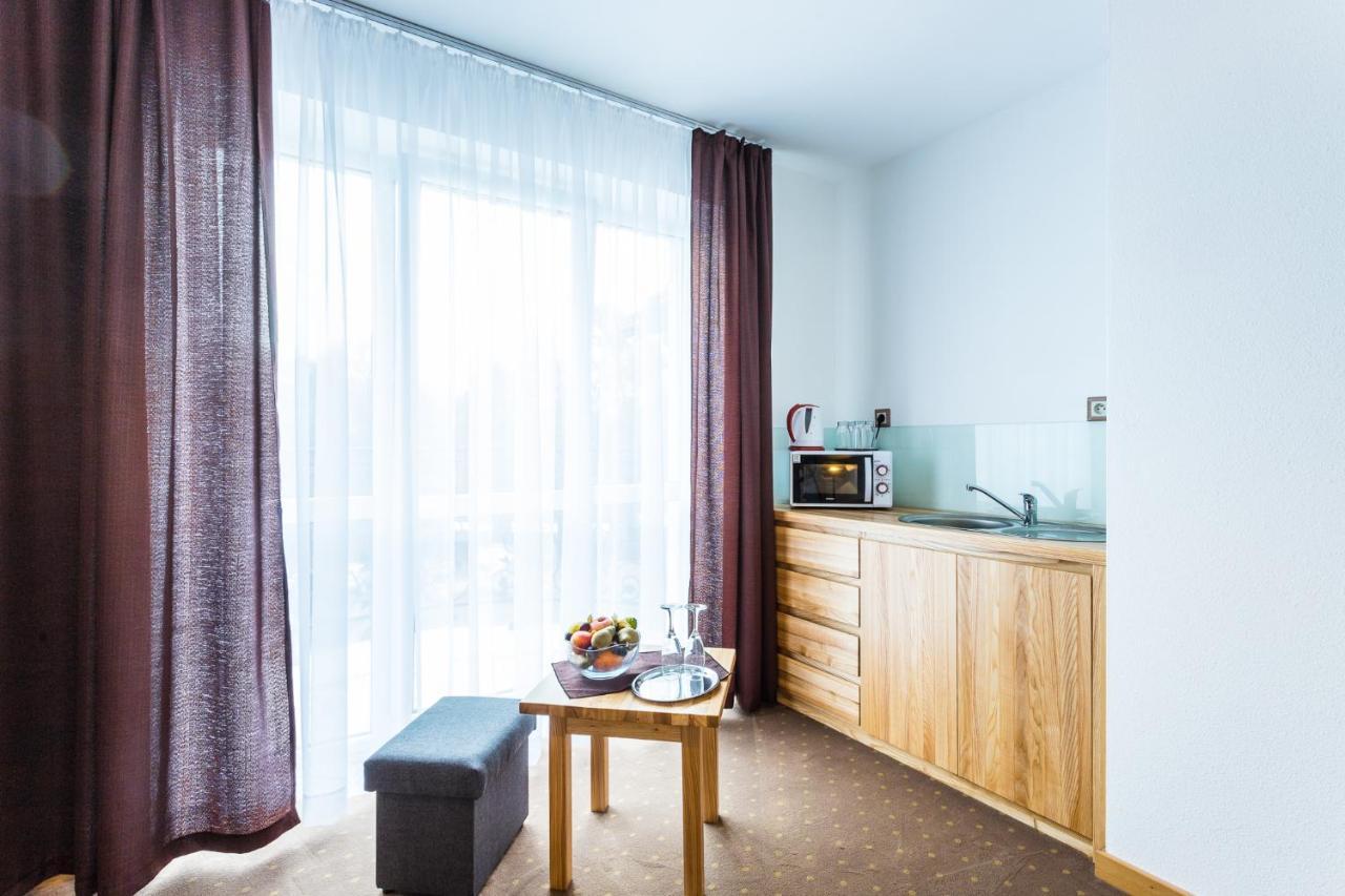 Hotel Palatin Oravsky Podzamok Buitenkant foto