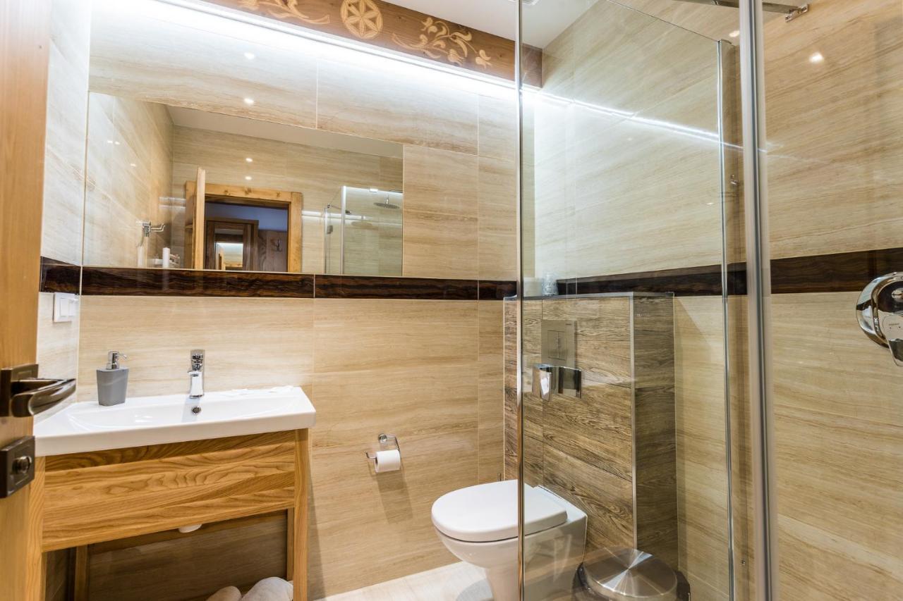 Hotel Palatin Oravsky Podzamok Buitenkant foto